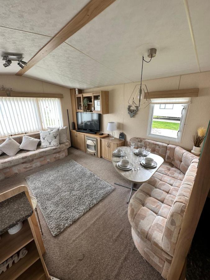 ホテル 6 Berth Caravan On Marine Holiday Park リル エクステリア 写真