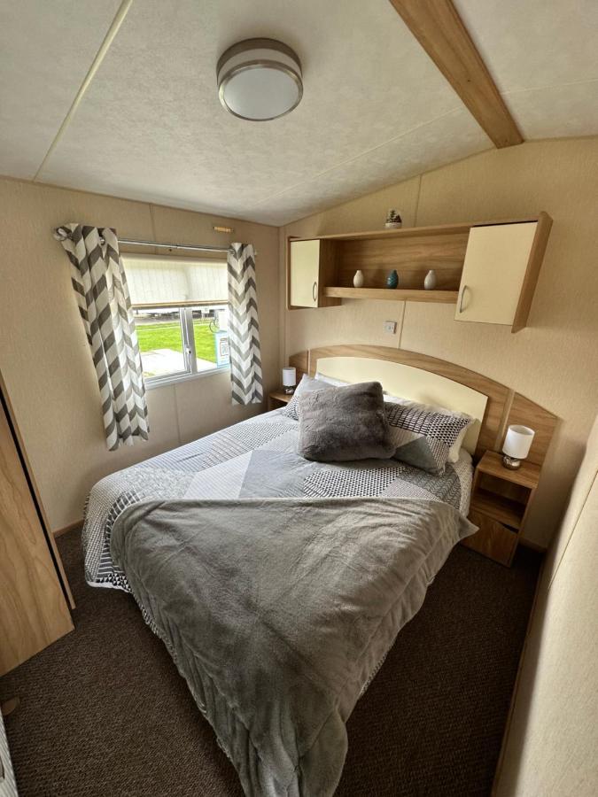 ホテル 6 Berth Caravan On Marine Holiday Park リル エクステリア 写真