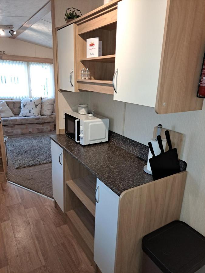 ホテル 6 Berth Caravan On Marine Holiday Park リル エクステリア 写真